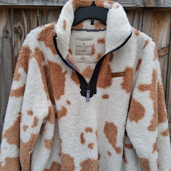 Simply Southern Cozy Brown and Cream Sherpa Pullover - Picture 1 of 4
